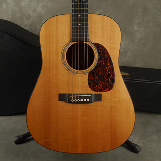 Martin D-16GT Acoustic Guitar - Natural w/Hard Case - 2nd Hand
