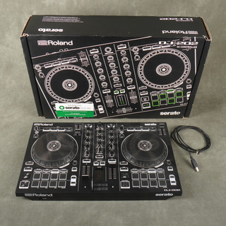 Roland DJ-202 DJ Controller w/Box - 2nd Hand