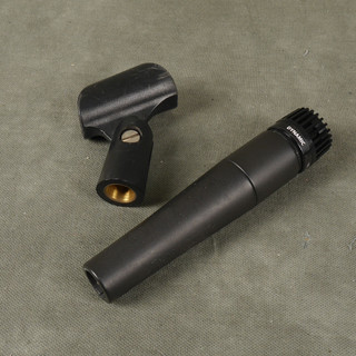 Shure SM57 Dynamic Microphone & Mic Clip - 2nd Hand (113954) Shure SM57 Dynamic Microphone & Mic Clip - 2nd Hand (113954)