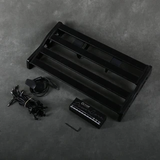 Mooer TF-16 Pedalboard & Power Supply - 2nd Hand