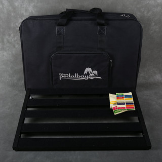 Palmer Pedalbay 60L Pedalboard w/Gig Bag - 2nd Hand Palmer Pedalbay 60L Pedalboard w/Gig Bag - 2nd Hand