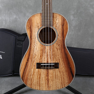 APC Baritone Ukulele - Hard Case - 2nd Hand APC Baritone Ukulele - Hard Case - 2nd Hand