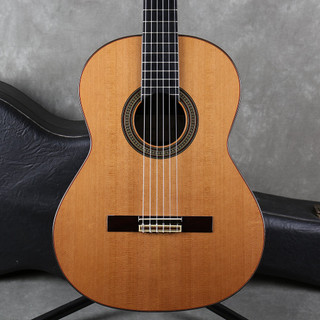 Vincenzo Del Realejo Handmade Spanish Classical Guitar - Hard Case - 2nd Hand Vincenzo Del Realejo Handmade Spanish Classical Guitar - Hard Case - 2nd Hand