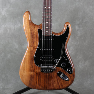 Fender American Neck - Loaded Pickguard - Aftermarket Walnut Body - 2nd Hand