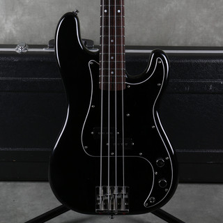Shuker Bass Shagster Bass - Black - Hard Case - 2nd Hand - Used