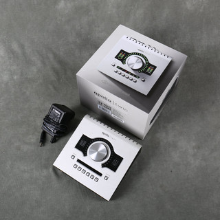 Universal Audio Apollo Twin Solo - Box & PSU - 2nd Hand - Used Universal Audio Apollo Twin Solo - Box & PSU - 2nd Hand - Used