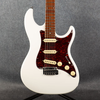 Sire S7 Larry Carlton Electric Guitar - Arctic White - 2nd Hand Sire S7 Larry Carlton Electric Guitar - Arctic White - 2nd Hand
