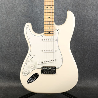 Fender Mexican Standard Stratocaster - Left Handed - Arctic White - 2nd Hand