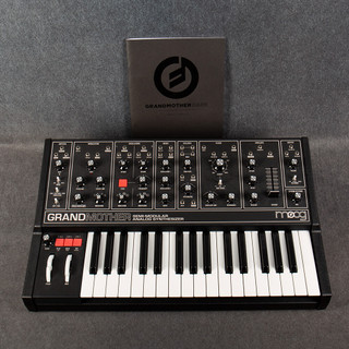 Moog Grandmother Dark Semi-Modular Analog Synthesizer - PSU - 2nd Hand Moog Grandmother Dark Semi-Modular Analog Synthesizer - PSU - 2nd Hand