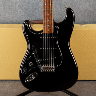 Squier Stratocaster MIJ Silver Series - Left Handed - Black - Case - 2nd Hand