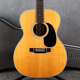 Martin Standard Series 000-28 Acoustic Guitar - Hard Case - 2nd Hand