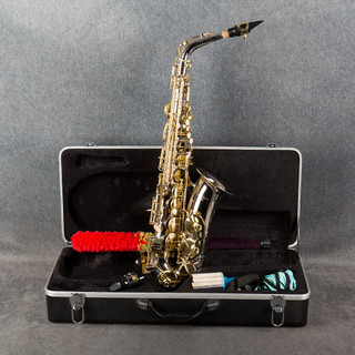 G4M Eb Alto Saxophone - Hard Case - 2nd Hand G4M Eb Alto Saxophone - Hard Case - 2nd Hand