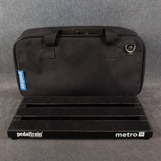 Pedaltrain Metro 16 Pedalboard - Gig Bag - 2nd Hand (126189) Pedaltrain Metro 16 Pedalboard - Gig Bag - 2nd Hand (126189)