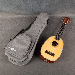Hartwood Renaissance Soprano Pineapple Ukulele - Gig Bag - 2nd Hand Hartwood Renaissance Soprano Pineapple Ukulele - Gig Bag - 2nd Hand
