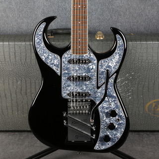 Burns Club Series Bison 64 - Jet Black - Hard Case - 2nd Hand Burns Club Series Bison 64 - Jet Black - Hard Case - 2nd Hand