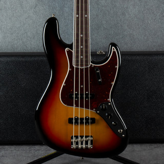 Fender American Vintage II 1966 Jazz Bass - 3-Colour Sunburst - Case - 2nd Hand