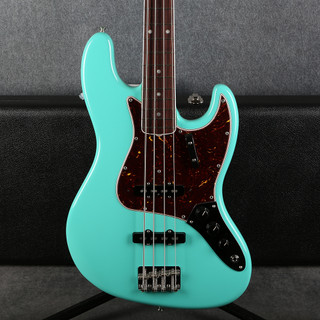 Fender American Vintage II 1966 Jazz Bass - Sea Foam Green - Case - 2nd Hand