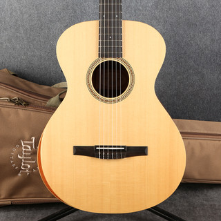 Taylor Academy A12e-N Electro Classical - Natural - Gig Bag - 2nd Hand