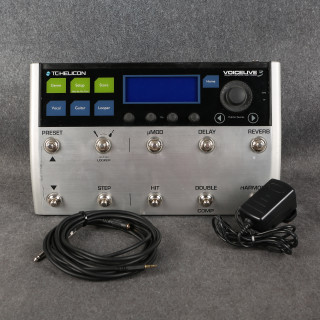TC Helicon Voicelive 3 Vocal Guitar Effects Unit - PSU - 2nd Hand TC Helicon Voicelive 3 Vocal Guitar Effects Unit - PSU - 2nd Hand