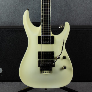 ESP Horizon - Vintage White - Hard Case - 2nd Hand ESP Horizon - Vintage White - Hard Case - 2nd Hand