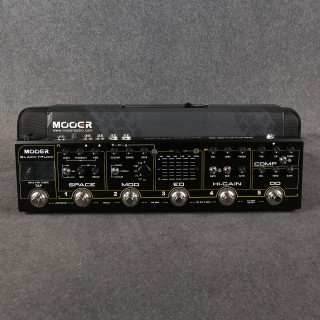 Mooer Black Truck Multi-FX Pedal - Case - 2nd Hand Mooer Black Truck Multi-FX Pedal - Case - 2nd Hand