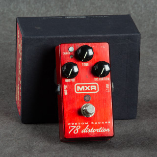 MXR Custom Badass 78 Distortion - Boxed - 2nd Hand (136936) MXR Custom Badass 78 Distortion - Boxed - 2nd Hand (136936)