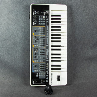 Roland SH-01 Gaia Synthesizer - PSU - 2nd Hand Roland SH-01 Gaia Synthesizer - PSU - 2nd Hand