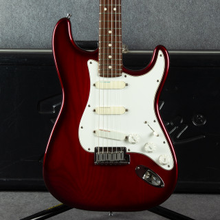 Fender Strat Plus Deluxe - Crimson Frost - Hard Case - 2nd Hand