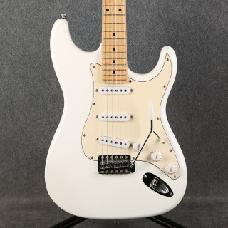 Aria STG 003/M - White - 2nd Hand