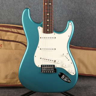 Fender Mexican Standard Stratocaster - Lake Placid Blue - Gig Bag - 2nd Hand