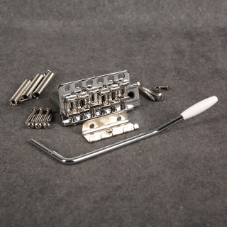 Wilkinson WV6 Stratocaster Compatible Vintage Tremolo - Boxed - 2nd Hand Wilkinson WV6 Stratocaster Compatible Vintage Tremolo - Boxed - 2nd Hand
