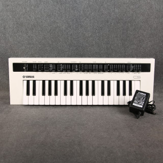 Yamaha Reface CS Compact Synthesizer - Power Supply - 2nd Hand Yamaha Reface CS Compact Synthesizer - Power Supply - 2nd Hand