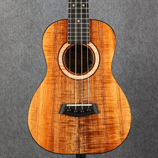 Kanile'a K-3 T Premium E Tenor Ukelele - Natural - Hard Case - 2nd Hand Kanile'a K-3 T Premium E Tenor Ukelele - Natural - Hard Case - 2nd Hand