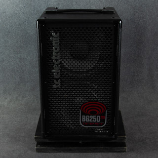 TC Electronic BG250-208 2x8 Tone Print Bass Combo - 250 Watt - 2nd Hand
