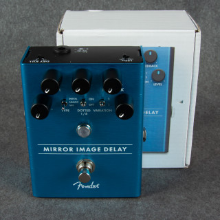 Fender Mirror Image Delay Pedal - Boxed - 2nd Hand (142731) Fender Mirror Image Delay Pedal - Boxed - 2nd Hand (142731)