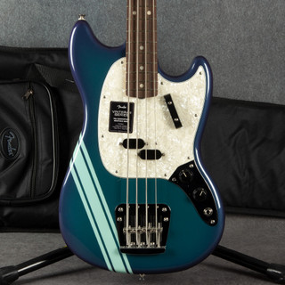 Fender Vintera II 70s Mustang Bass - Competition Burgundy - Gig Bag - 2nd Hand (X1167595)