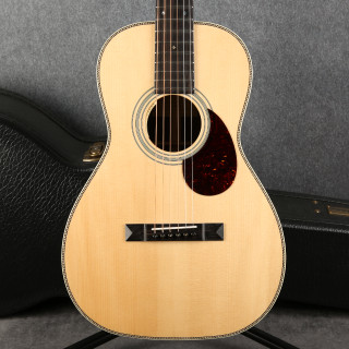 Eastman E20P Parlor Acoustic - Natural - Hard Case - 2nd Hand