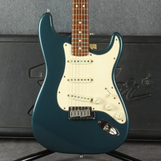 Fender USA Stratocaster 1984-1988 - Blue - 2nd Hand