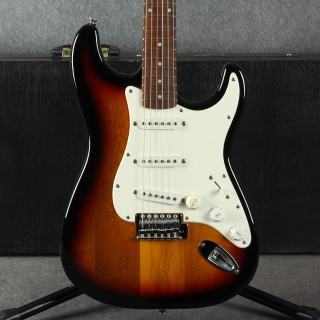 Squier Affinity Series Stratocaster - 3-Tone Sunburst - Hard Case - 2nd Hand