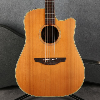 Takamine NP-15C Electro Acoustic - Natural - Hard Case - 2nd Hand