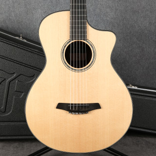 Furch GNc 4-SR Nylon Hybrid Acoustic - Natural - Hard Case - 2nd Hand Furch GNc 4-SR Nylon Hybrid Acoustic - Natural - Hard Case - 2nd Hand