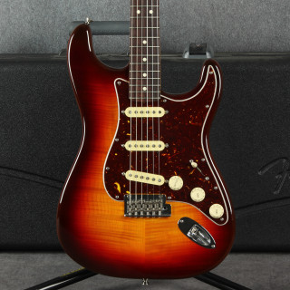 Fender 70th Anniversary American Pro II Strat Comet Burst - Case - 2nd Hand