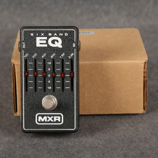 MXR 6 Band Graphic M109S Silver - Boxed - 2nd Hand MXR 6 Band Graphic M109S Silver - Boxed - 2nd Hand