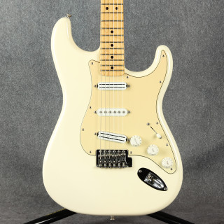 Fender Mexican Standard Stratocaster with Hot Rails - White - 2nd Hand