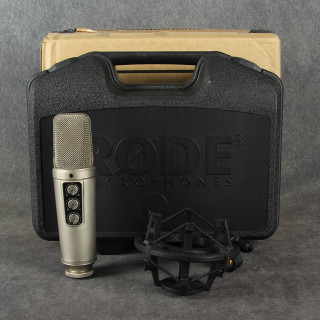 Rode NT2000 Condenser Microphone - Shock Mount - Case - Boxed - 2nd Hand