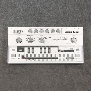 Cyclone Analogic Bass Bot TT-303 MkI - 2nd Hand