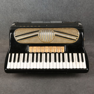 Hohner Musette IV Accordion **COLLECTION ONLY** - 2nd Hand