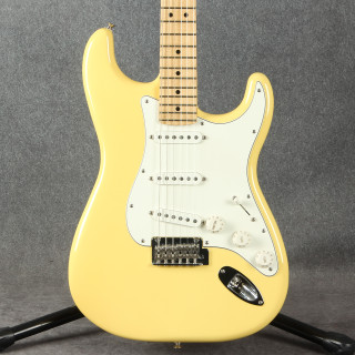 Fender Player Strat - Buttercream - 2nd Hand