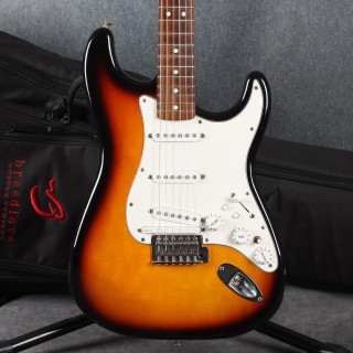 Fender Standard Stratocaster - Roland Ready - Sunburst - 2nd Hand