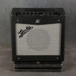 Fender Mustang 1 V1 - 2nd Hand